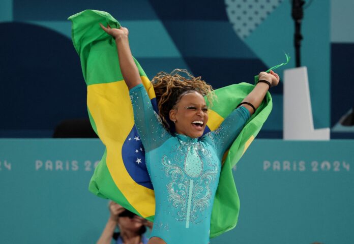 2024-08-05t133655z-1788013178-up1ek8511thh6-rtrmadp-3-olympics-2024-artisticgymnastics-scaled