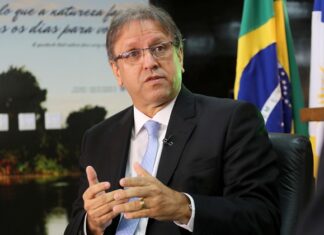 Decisão absolve ex-governador Marcelo Miranda de improbidade administrativa em programa que distribuiu 80 mil óculos