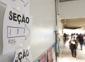 Prazo para propagandas eleitorais pagas na internet e comícios encerram nesta quinta-feira (24); veja regras