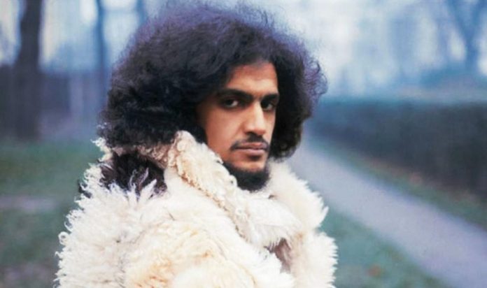 caetanoveloso1971johnnycamp