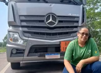 Bombeiros encontram corpo de motorista de carreta de ácido sulfúrico que desabou em ponte entre Tocantins e o Maranhão