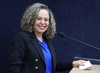 Vereadores de Gurupi aprovam aumento de salários para prefeita, vice e secretários a partir de 2025; veja valores
