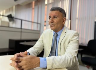 Acompanhe a posse de Eduardo Siqueira Campos (PODE) como prefeito de Palmas