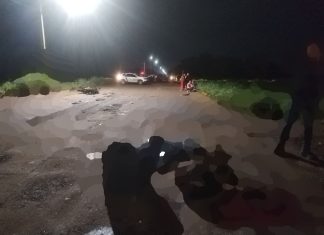 Batida entre motos deixa dois jovens mortos na Avenida Teotônio Segurado