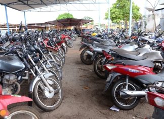 Mais de 500 veículos apreendidos vão a leilão com lances a partir de R$ 30