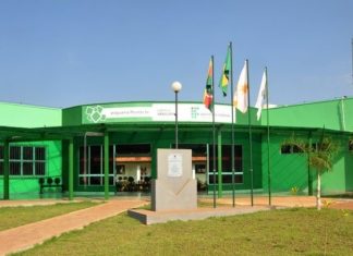 Processo seletivo para cadastro reserva seleciona professores substitutos; salários podem chegar a R$ 7,8 mil