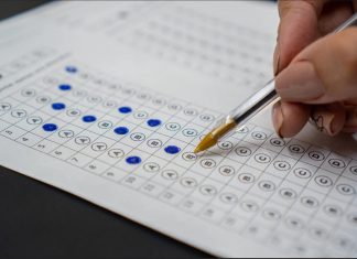 Concursos públicos oferecem vagas com salários de até R$ 14 mil; veja quais estão com inscrições abertas