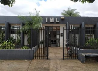 Carro abandonado levou polícia a encontrar corpo de mulher em quarto; neto foi preso pela PM
