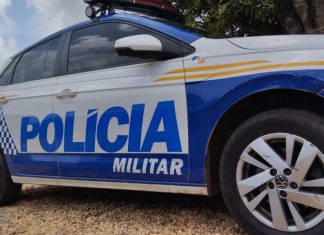 Criminosos armados invadem supermercado e levam cerca de 20 malotes com dinheiro, diz polícia