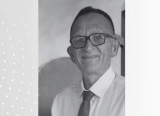 Eletricista leva choque e morre ao retirar celular da tomada durante chuva