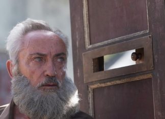 Udo Kier, ator alemão que fez ‘Bacurau’ e ‘O agente secreto’, morre aos 81 anos