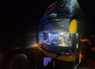 O que se sabe sobre o acidente com ônibus do Águia que deixou um morto e feridos na BR-153