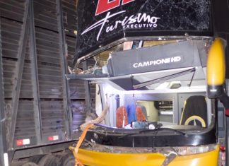 Jogadores do Águia de Marabá seguem viagem após acidente que matou preparador; técnico está na UTI