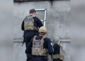 Polícia realiza busca em endereço de servidor da Câmara de Palmas investigado por extorsão