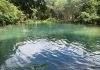Beleza natural da ‘Lagoa Azul’ atrai visitantes em Luzimangues; área ainda não é regulamentada