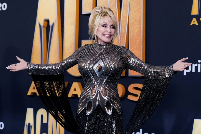 Em uma de suas últimas entrevistas, Dolly Parton falou sobre ‘momentos difíceis’ com a saúde
