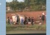 Dois homens morrem e grávida fica ferida após caminhonete capotar