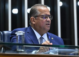 Eduardo Gomes, candidato ao Senado, declara R$ 800 mil em bens ao TSE